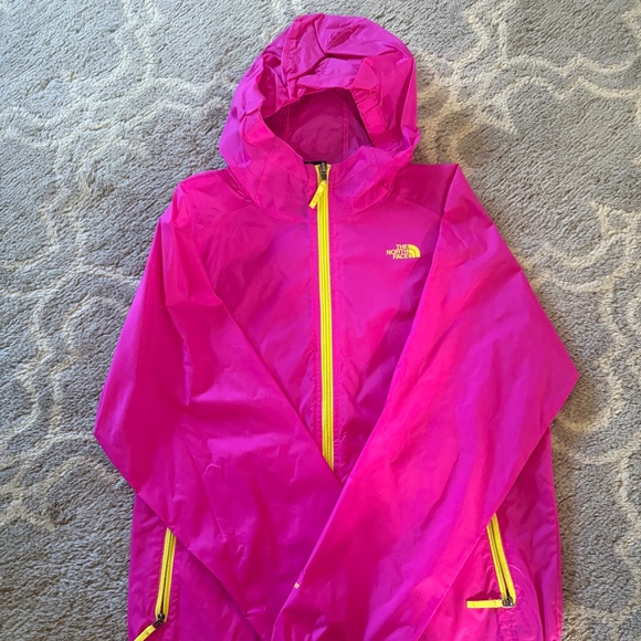 North face windbreaker - Picture 1 of 4